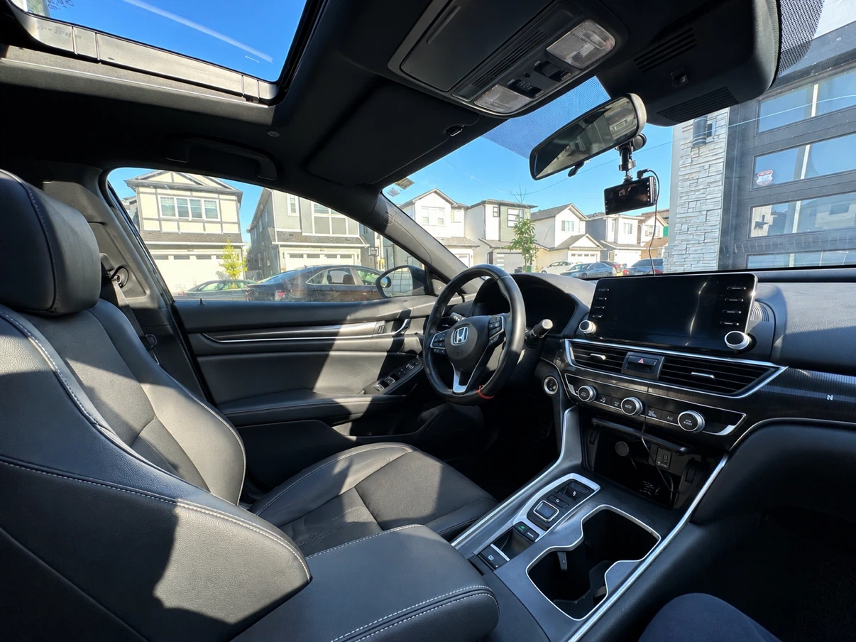 Honda Accord 2.0T Sport Sedan - photo 2