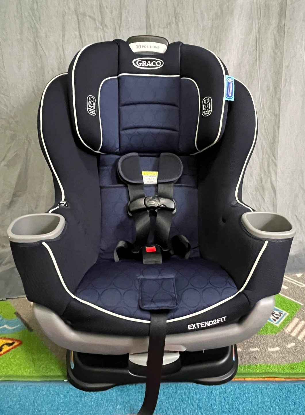 Graco Extend2Fit Convertible car seat