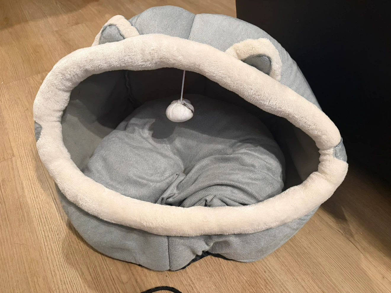 Grey cat cave bed