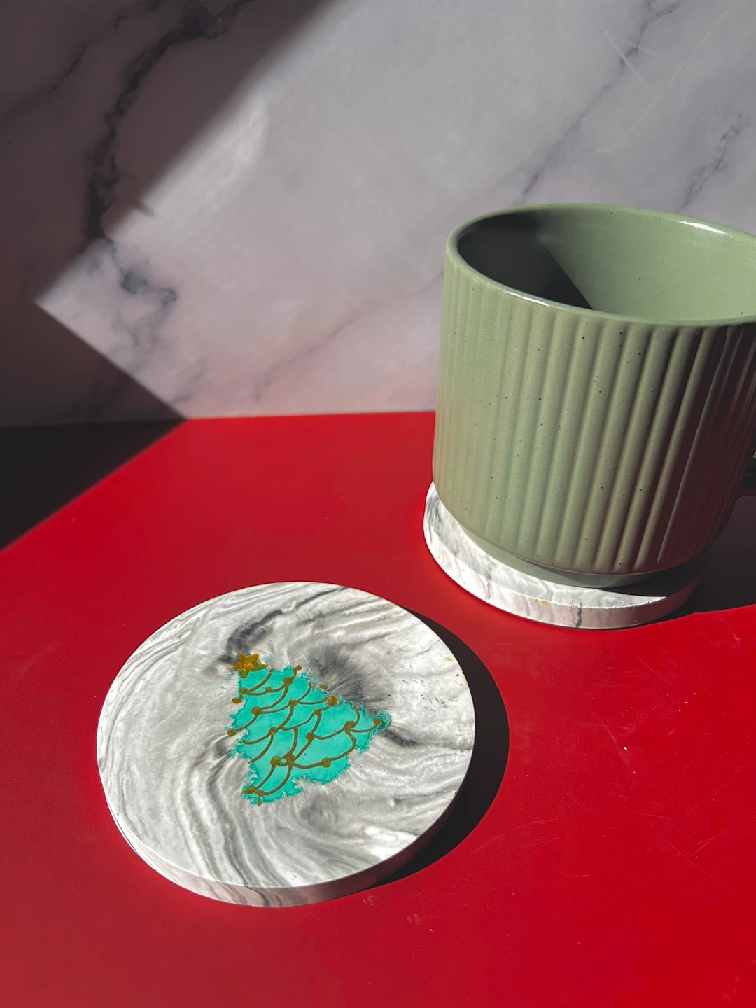 Set of 4 handmade christmas tree coasters with holder - photo 3