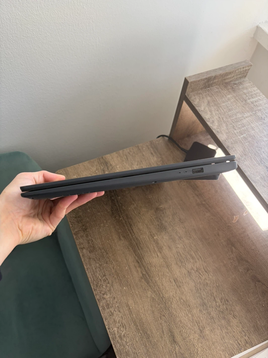 ASUS Vivobook Laptop - photo 4