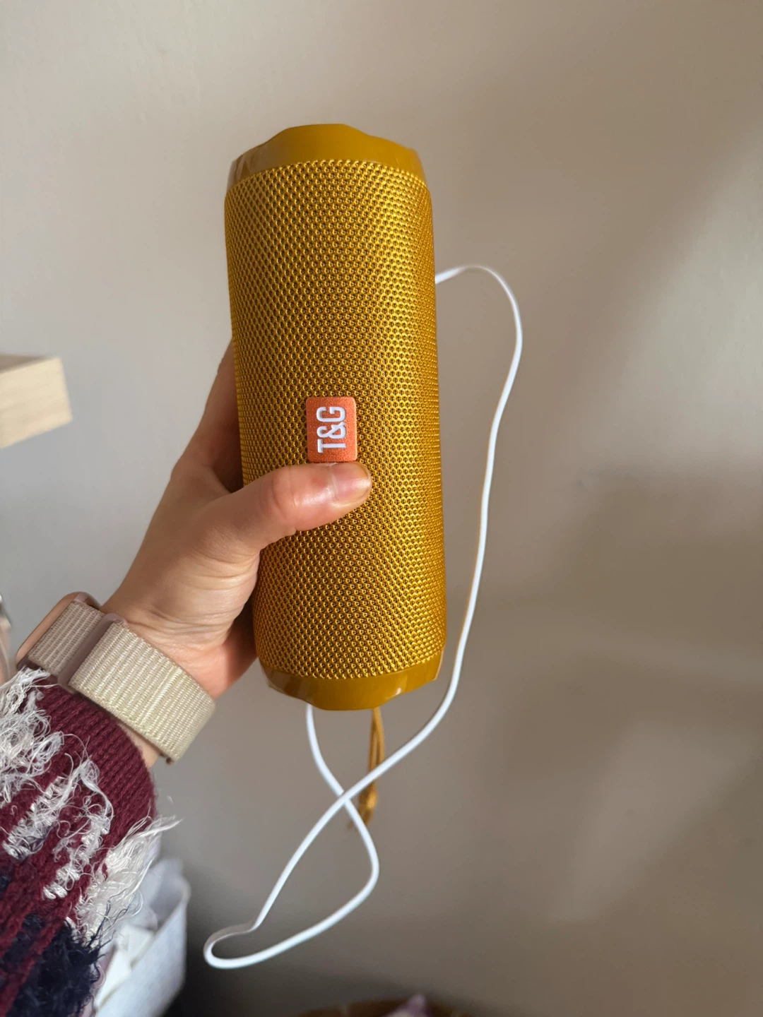 T&G Mustard Yellow Portable Bluetooth Speaker - photo 2