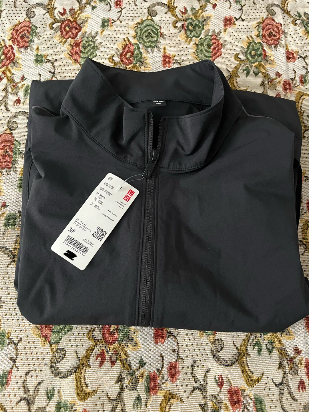 Uniqlo Windbreaker - Brand New - photo 3