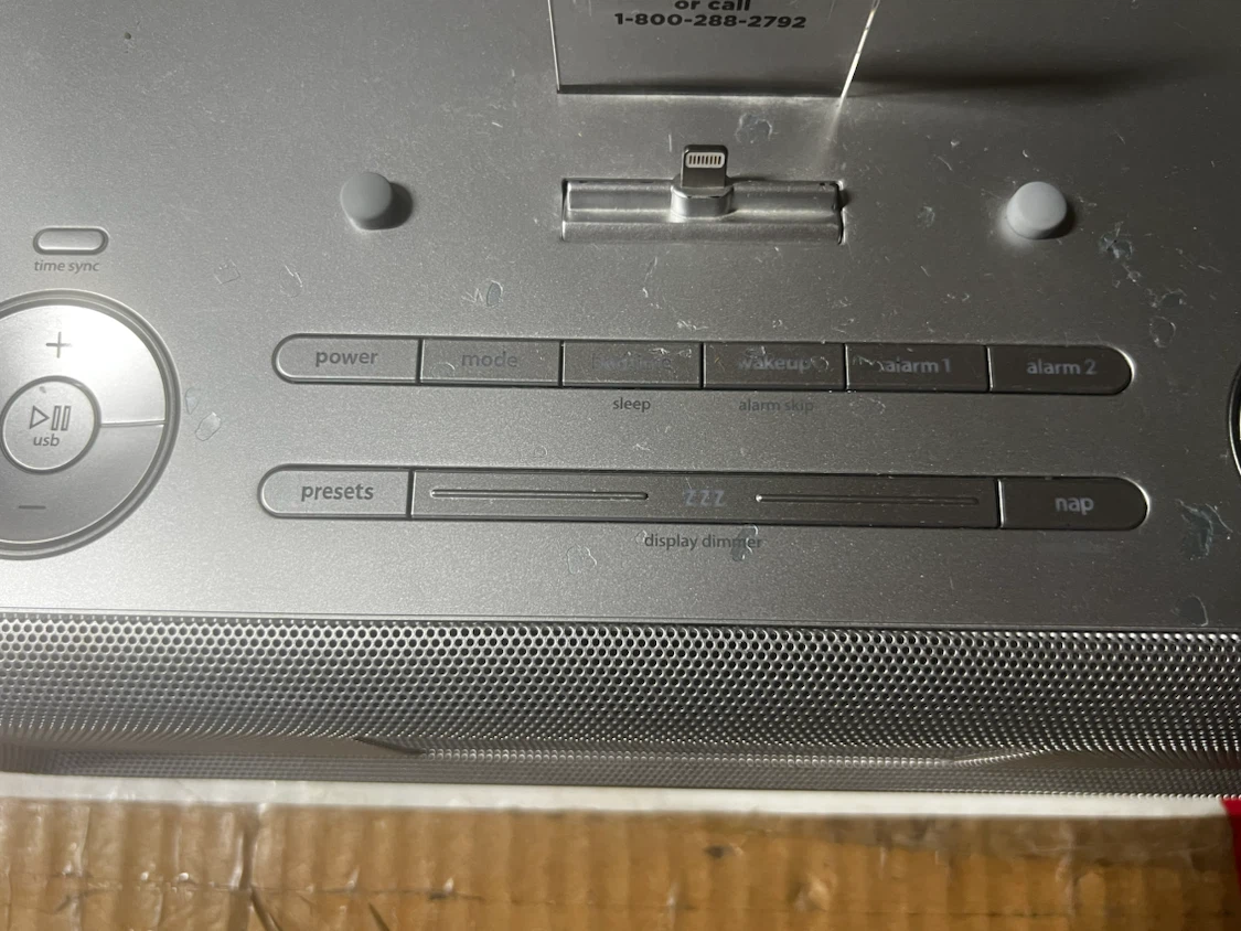 iHome Alarm Clock Radio with Dock - photo 5