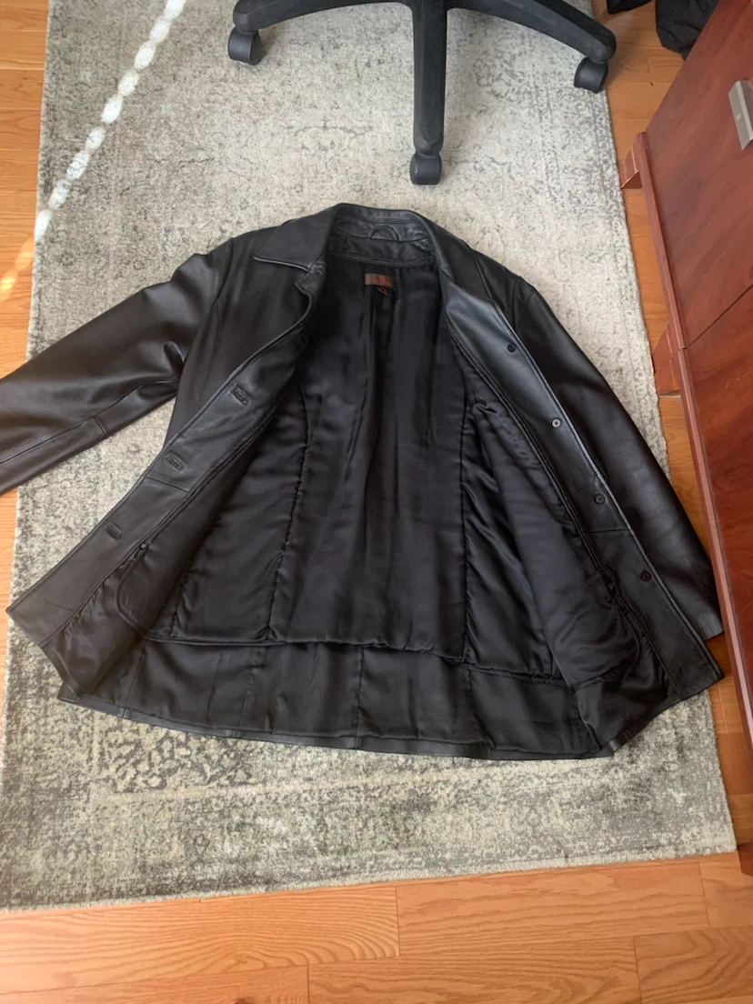 Danier Black Leather Jacket - photo 3