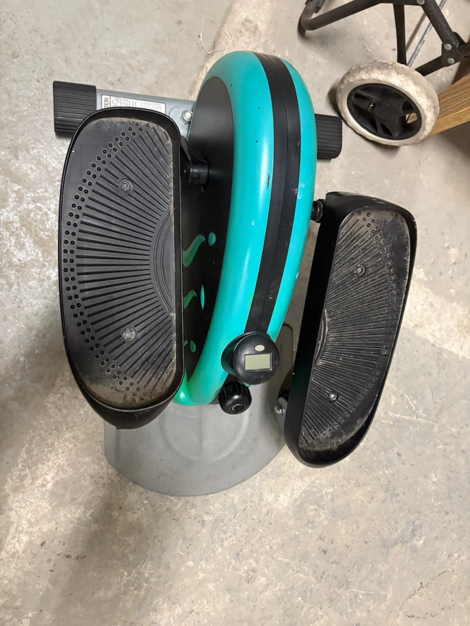 Stamina InMotion Compact Elliptical