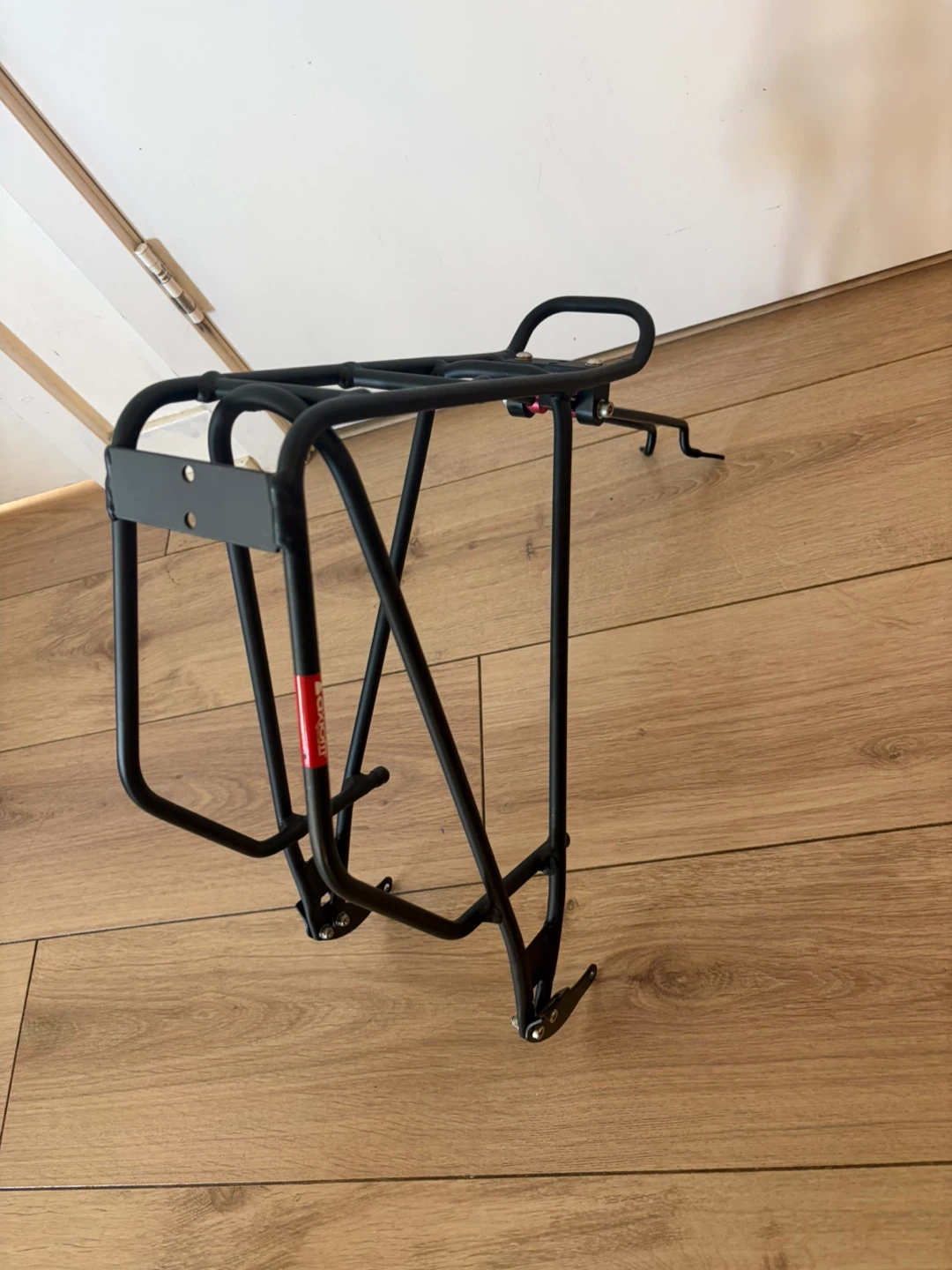 Axiom Streamliner DLX bicycle rack - photo 3