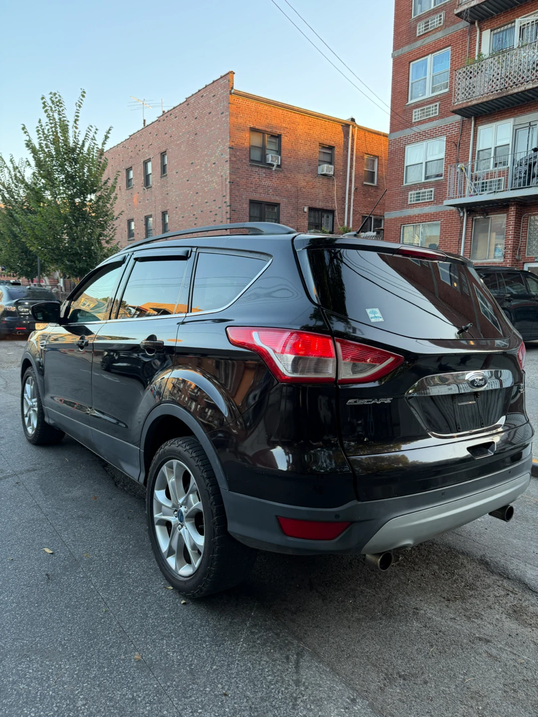 Black Ford Escape SEL - photo 3