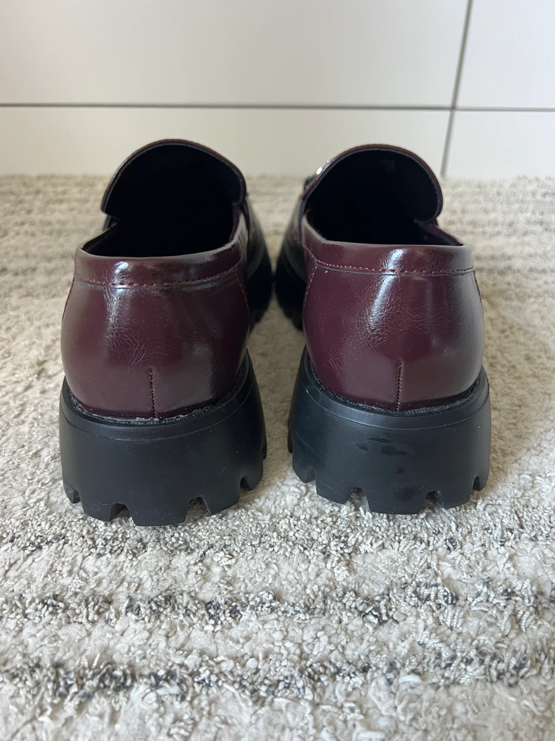 Burgundy Loafers size 8W - photo 4