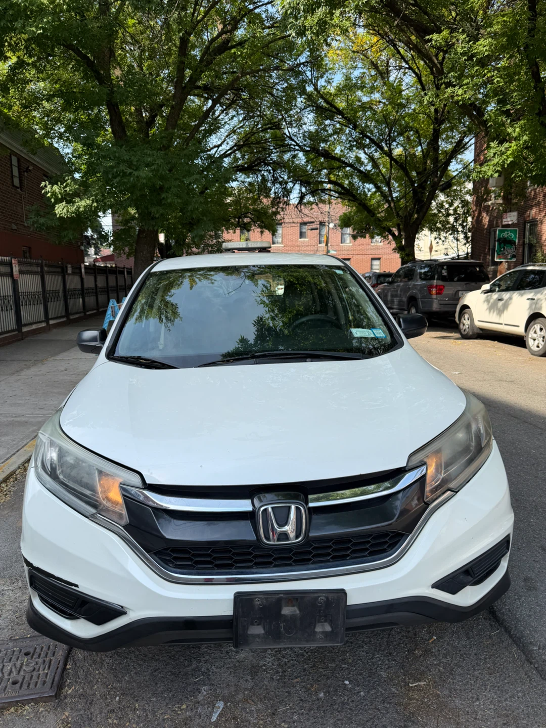 2016 White Honda CR-V AWD - photo 2