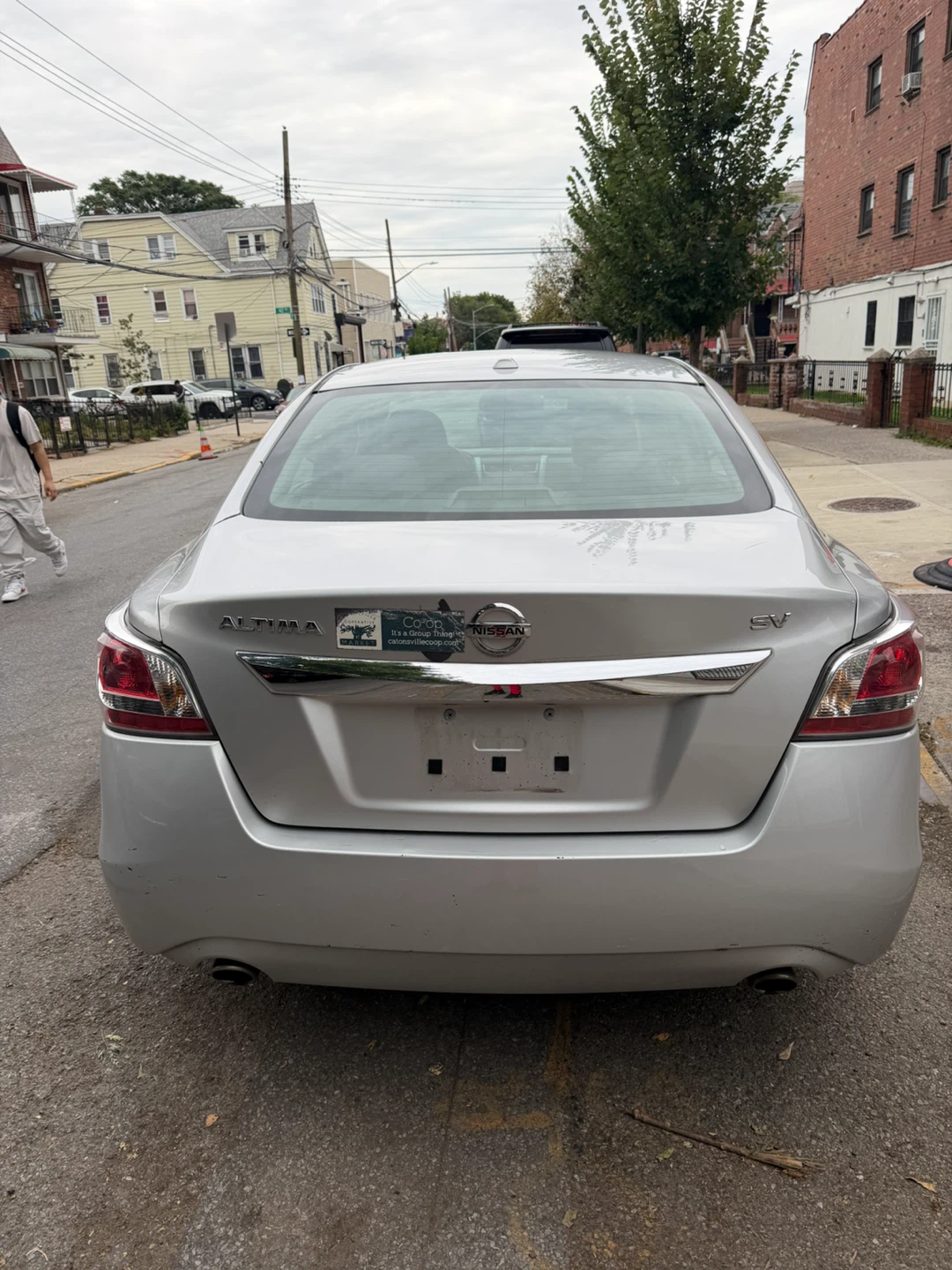 Silver Nissan Altima SV - photo 5