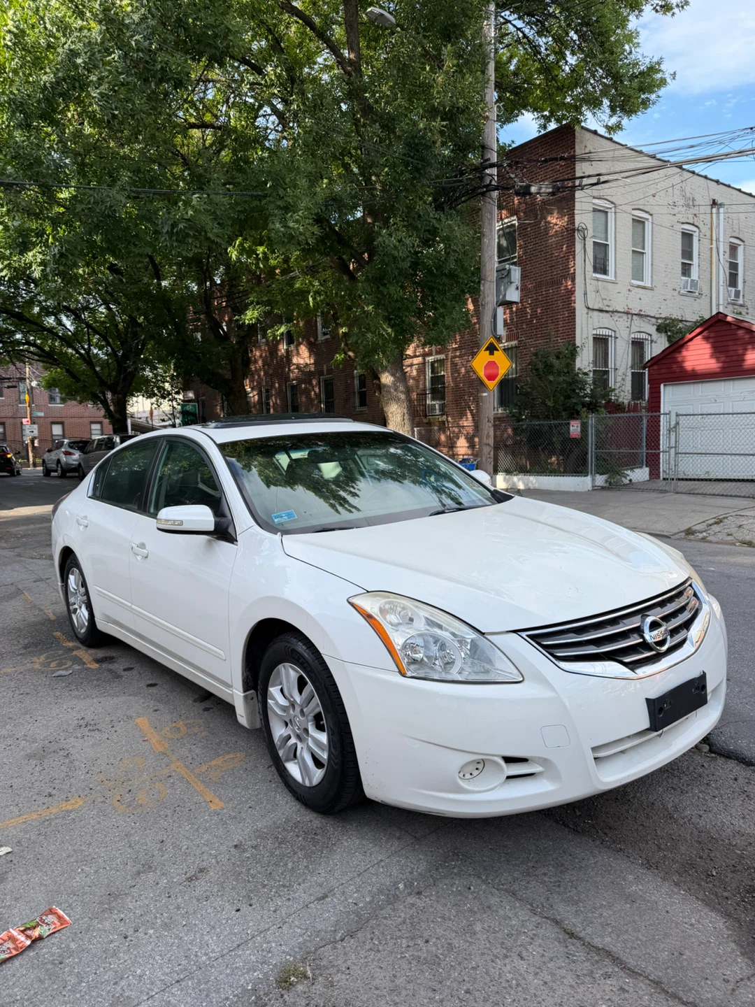White Nissan Altima 2.5 SL - photo 2
