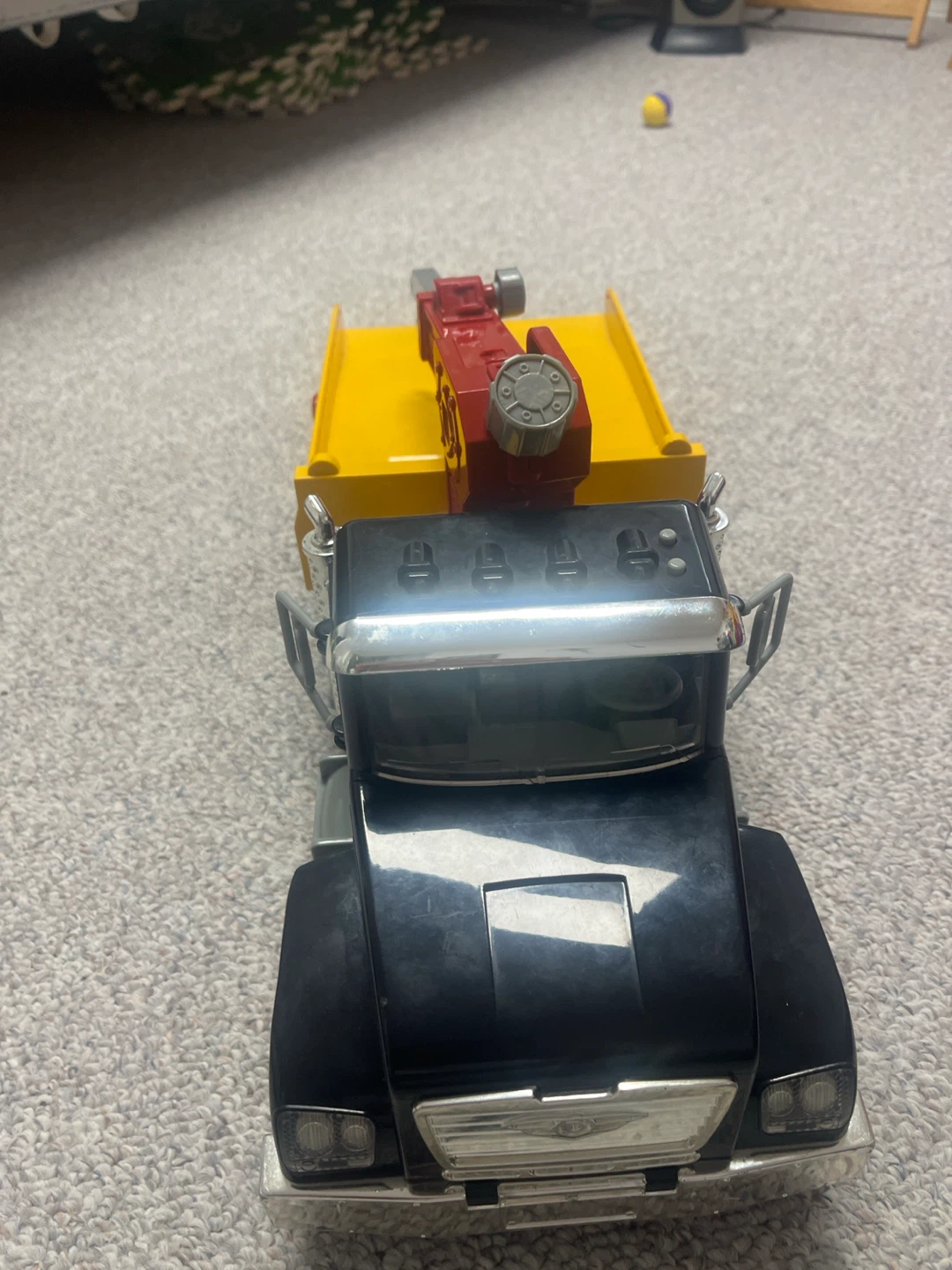 Tonka Toy Dump Truck