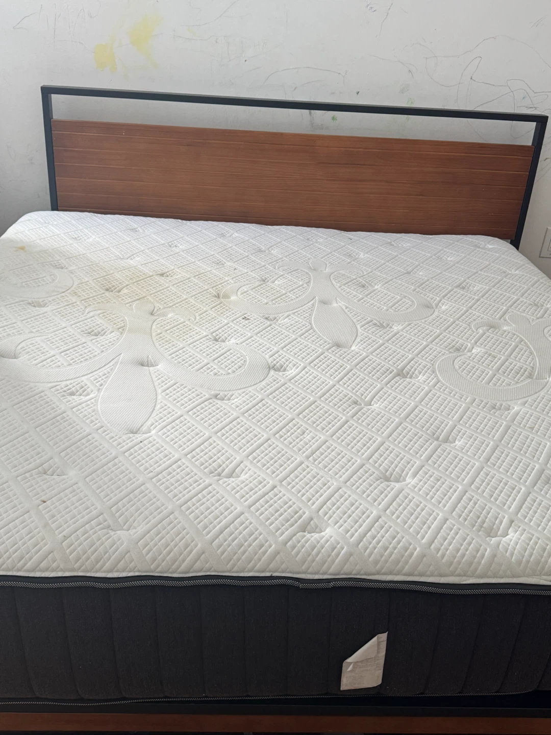 Stearns & Foster Queen Mattress