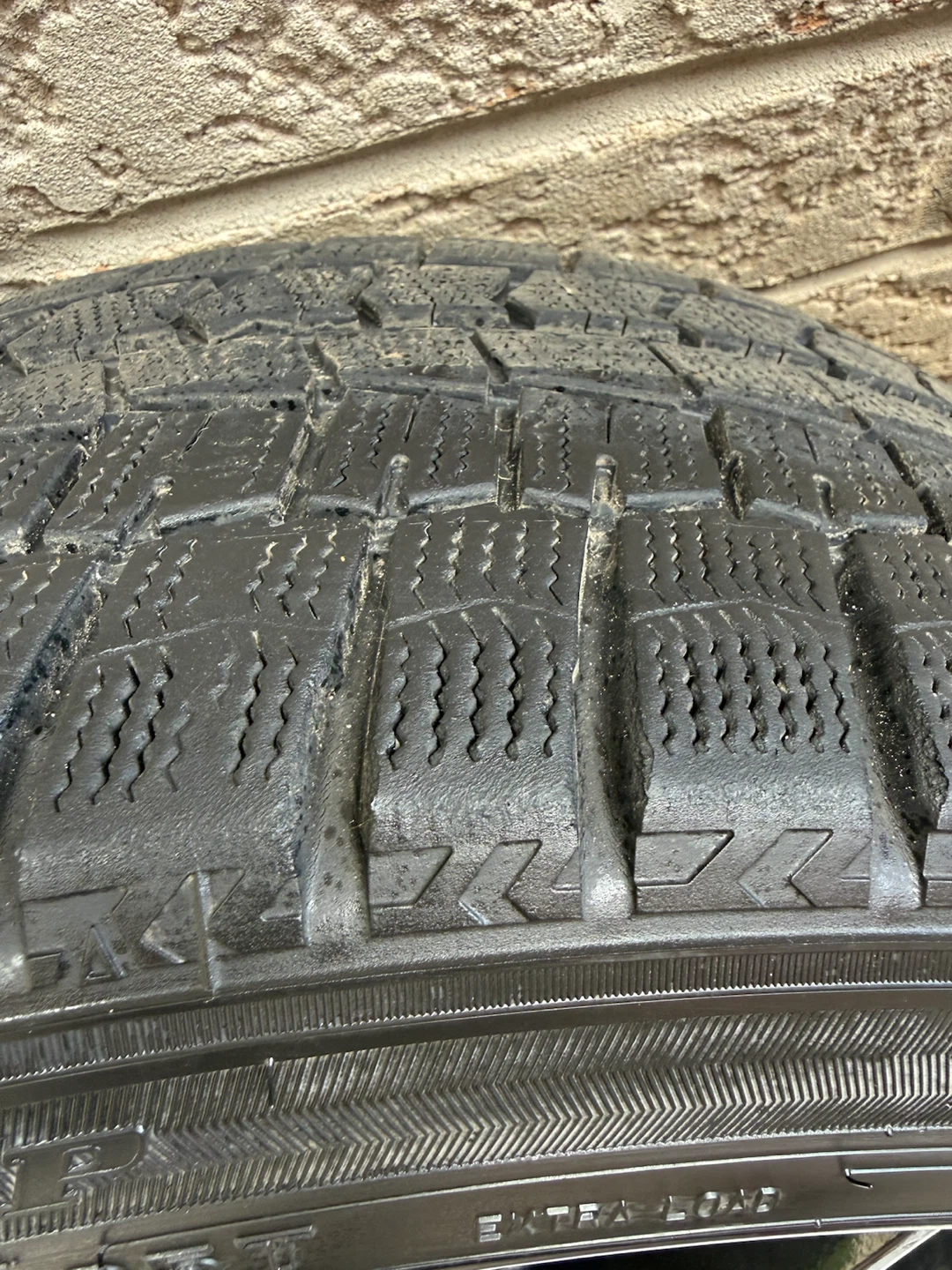 Dunlop Winter Maxx 2 Tires with 18-inch Black Wheels - photo 3
