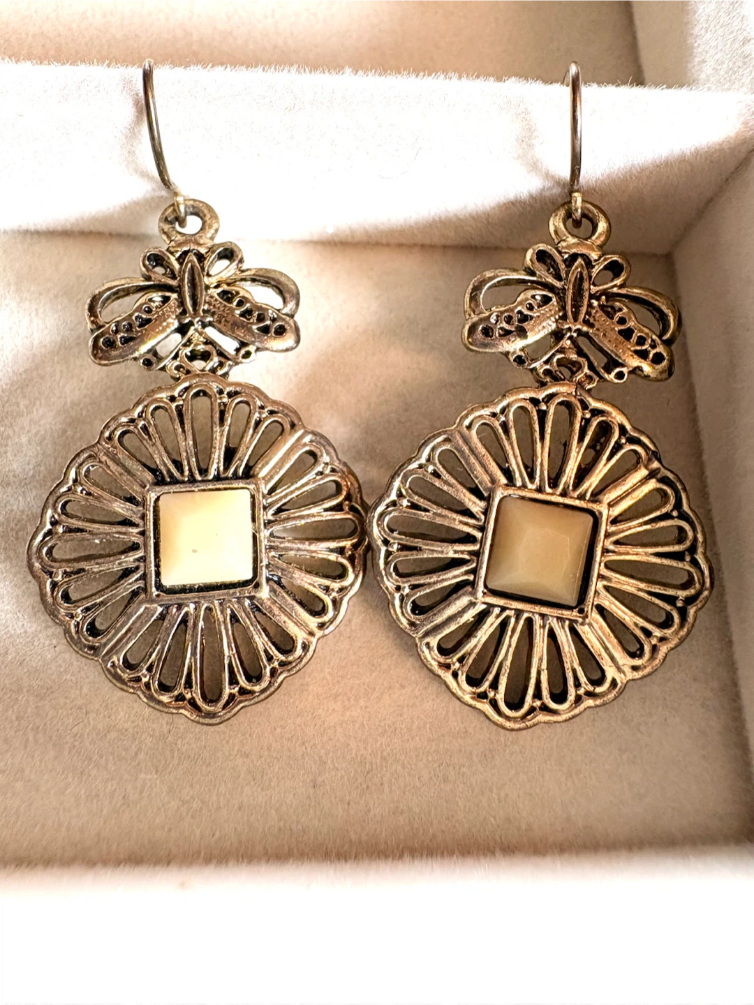 Vintage-style drop earrings - photo 4