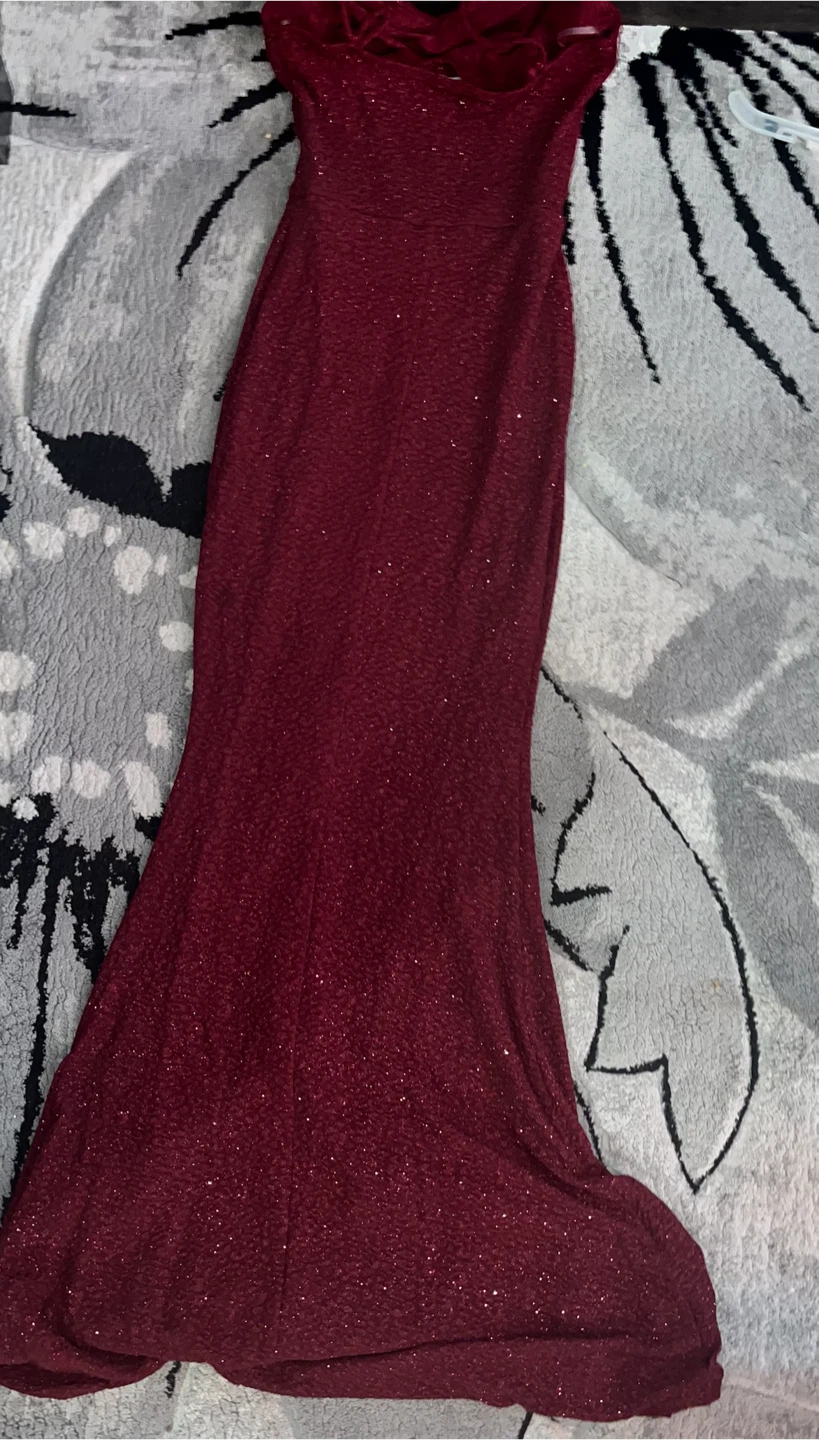 Lovely Day Burgundy Glitter Gown - photo 3
