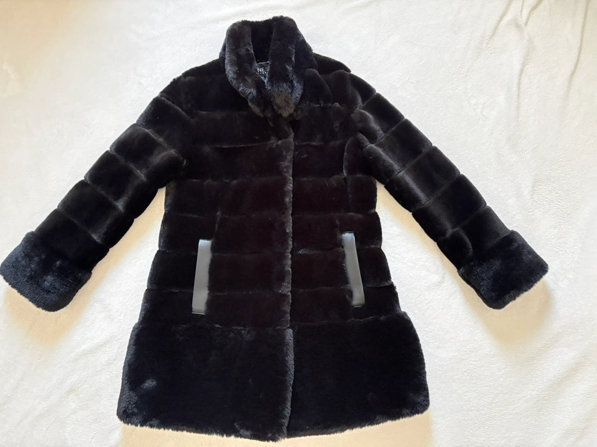 M - Jones New York Faux Fur Coat