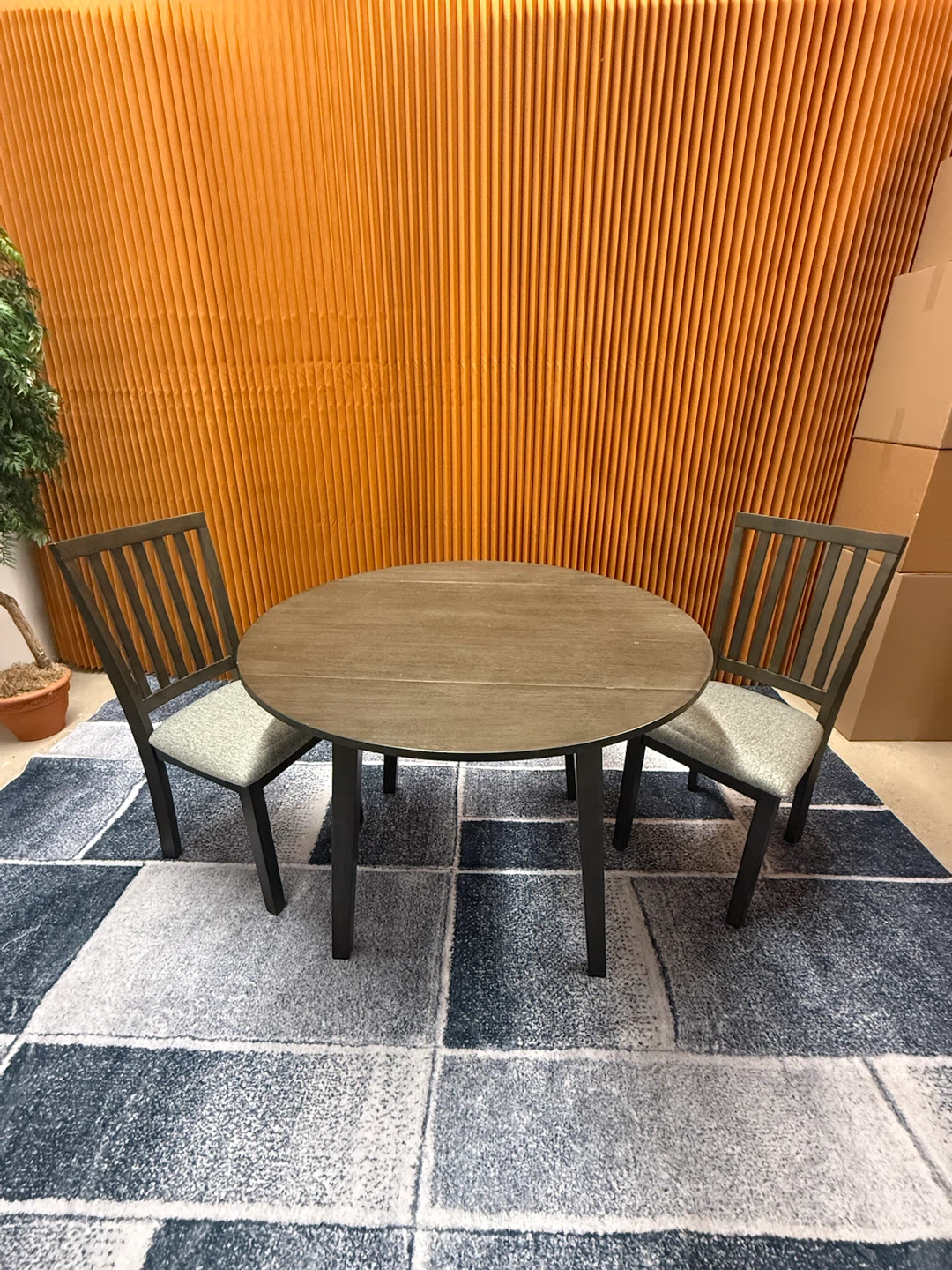 Dining set with two chairs