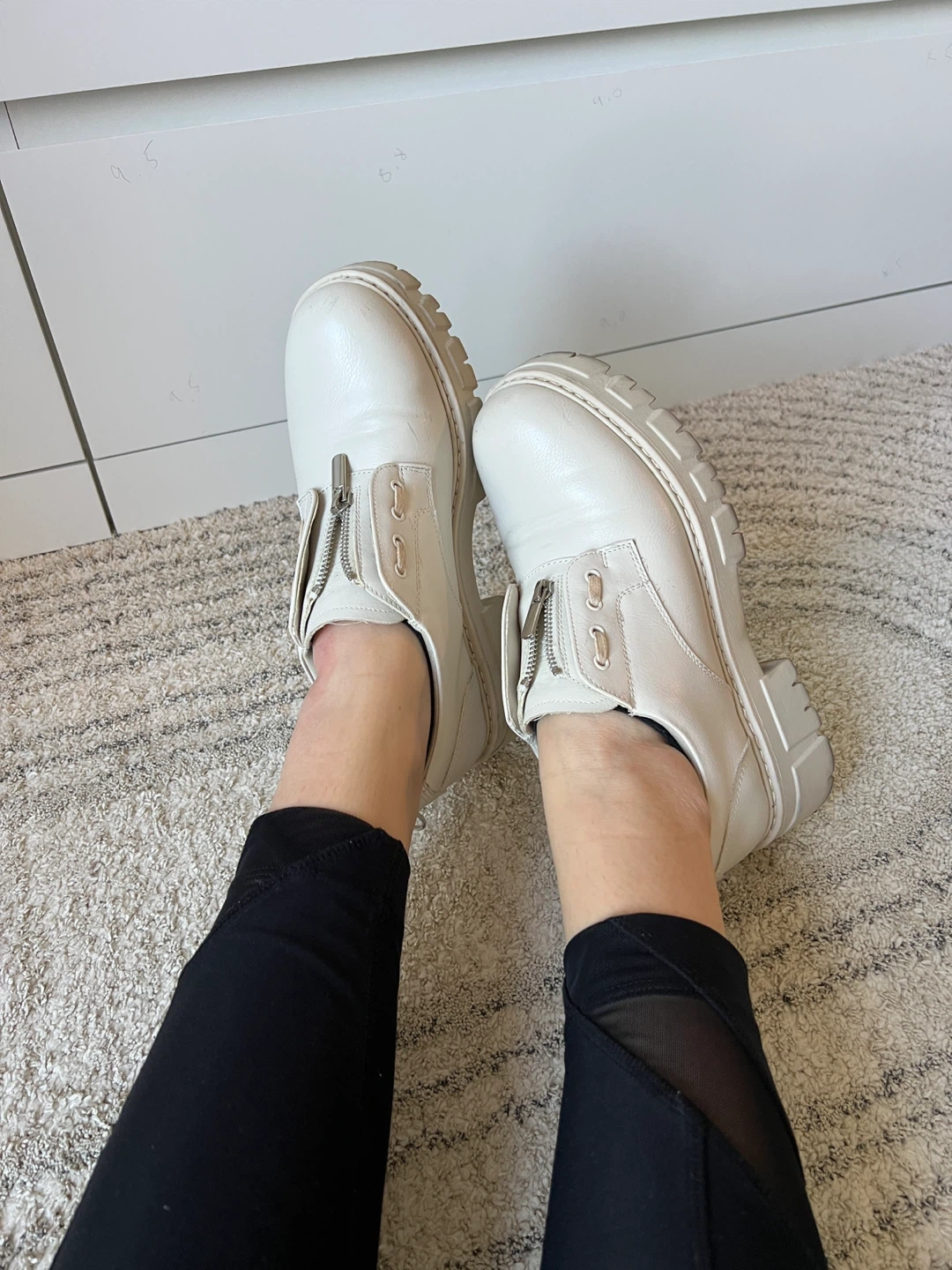 White Zip Chunky Oxfords size 8W