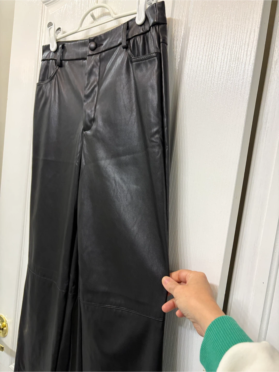 Black Faux Leather Trousers M - photo 2