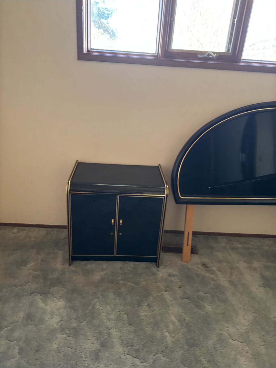 Vintage Queen Size bedroom suite - photo 2