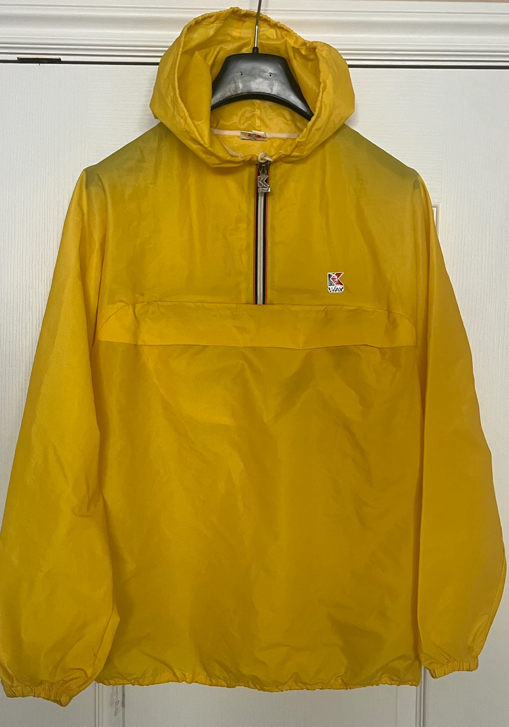 K-Way Yellow Windbreaker Size 8 ( Men’s Size Small )