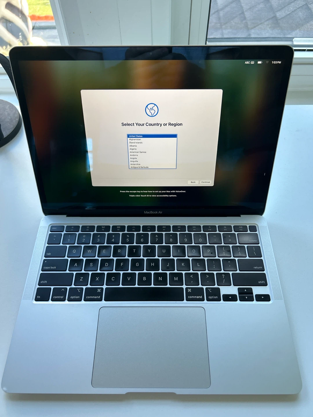 2022 MacBook Air - photo 3