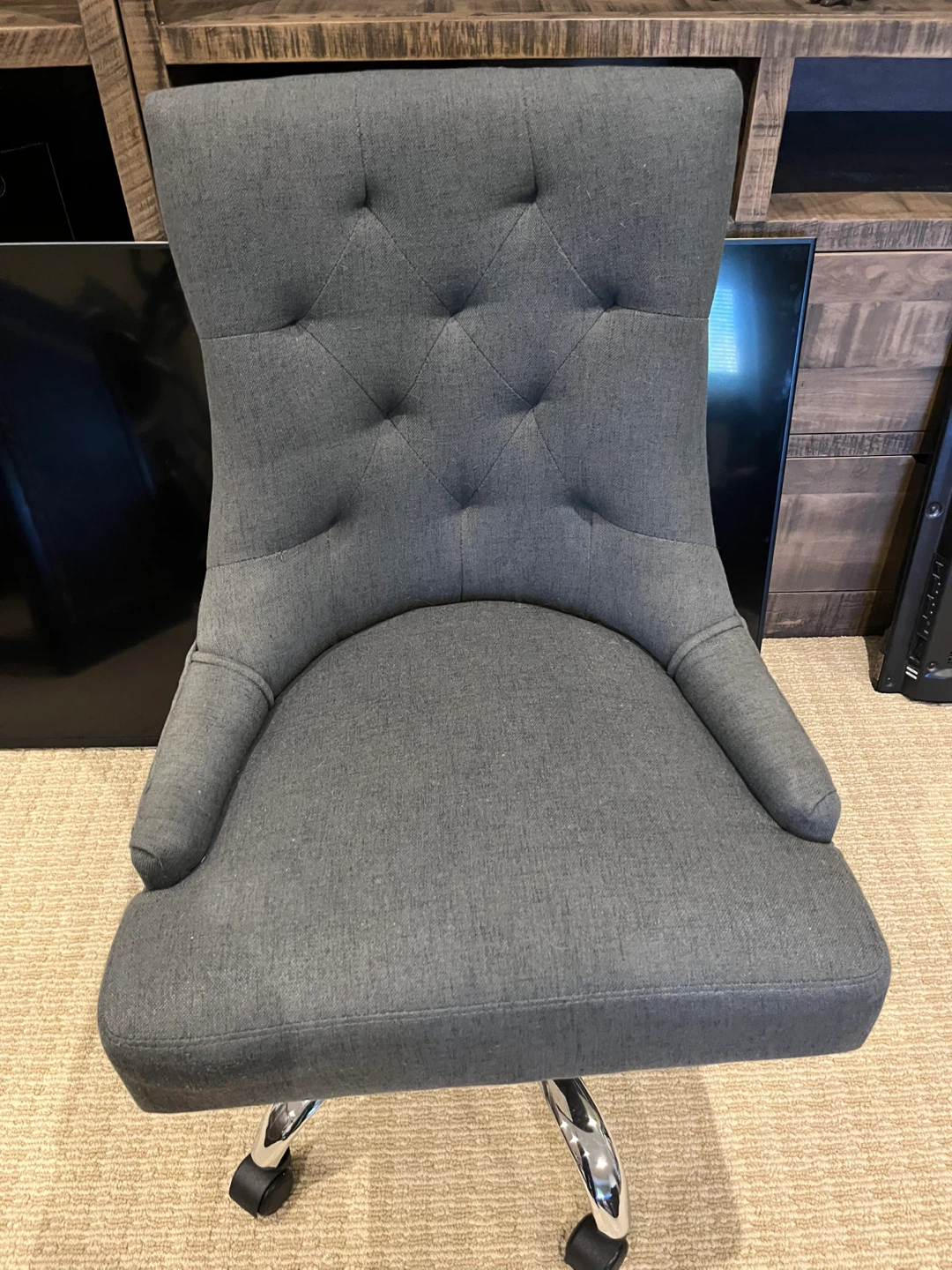 Grey Tufted Office Chair