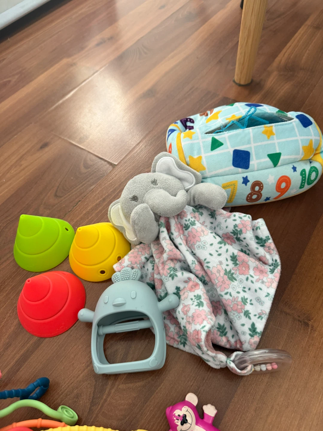 Assorted Baby and Toddler Sensory Toy Bundle - photo 2