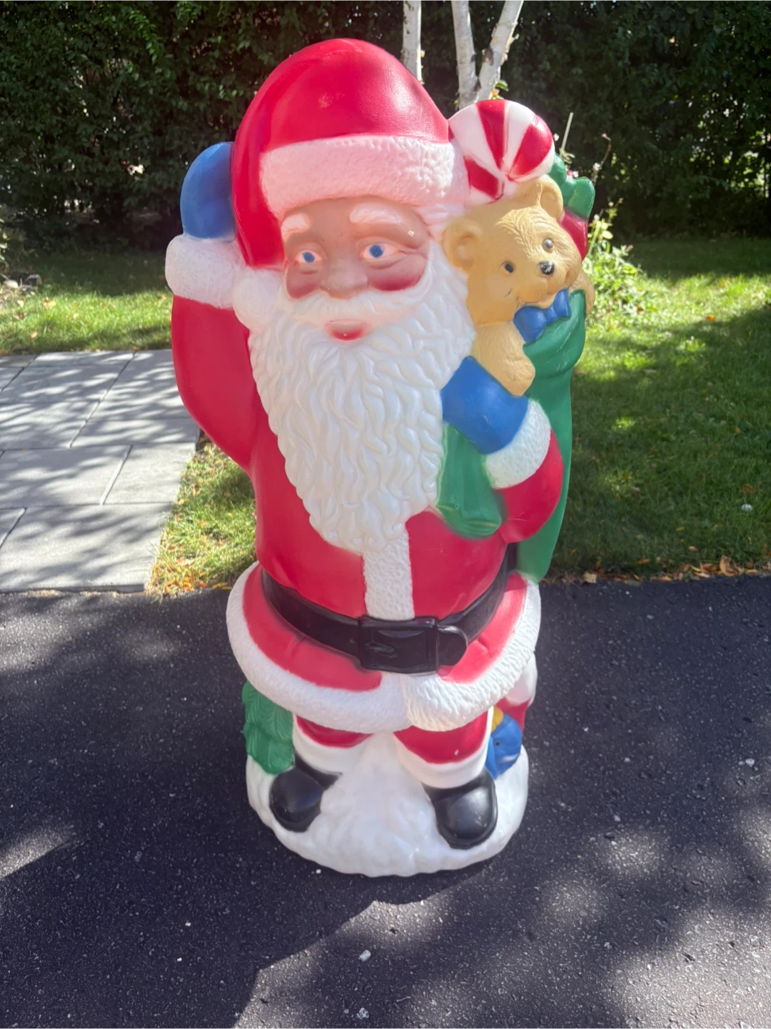 Vintage Santa Claus Blow Mold Lawn Decoration