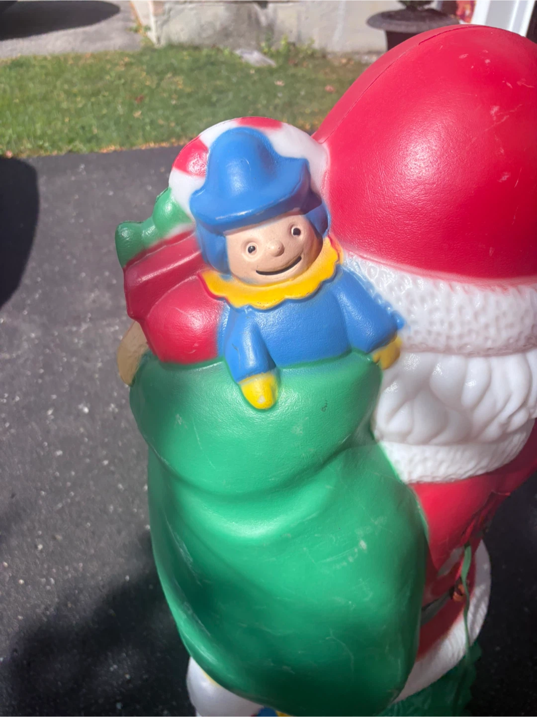 Vintage Santa Claus Blow Mold Lawn Decoration - photo 4