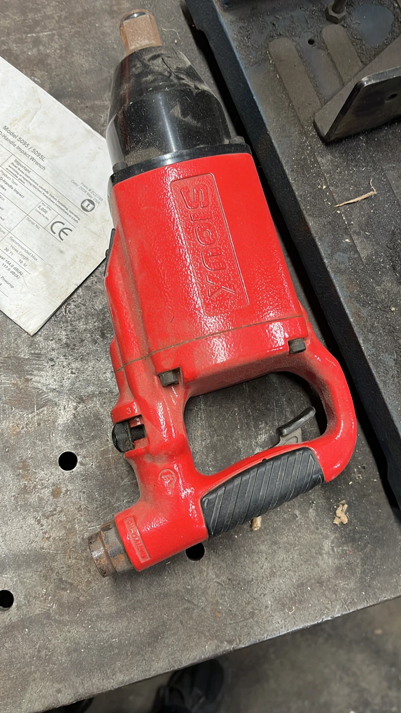Sioux Model 5095 1" Impact Wrench - photo 2