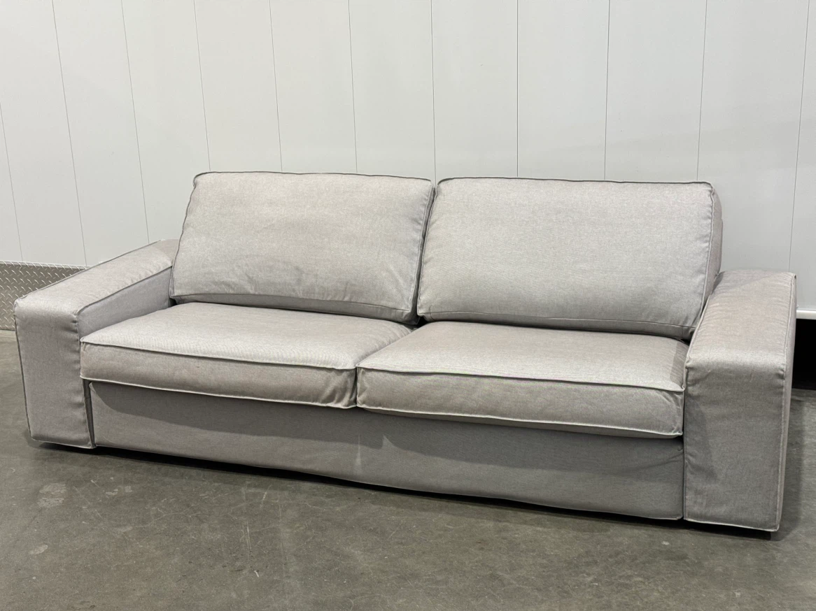 Kivik couch sofa Free delivery - photo 4