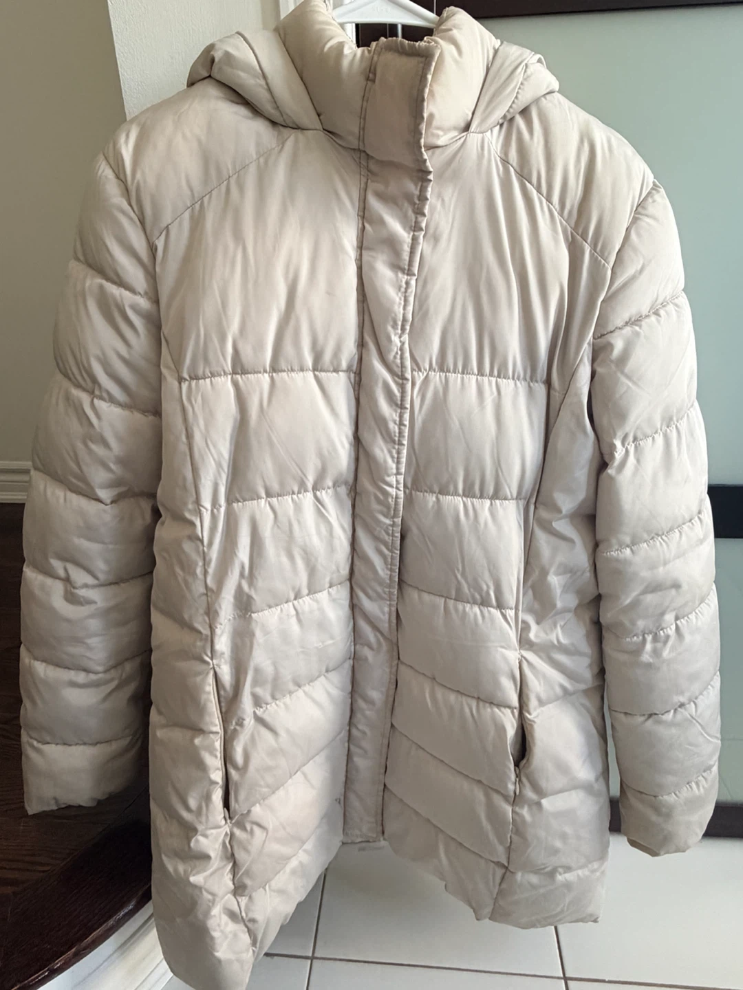 GUESS Beige Puffer Coat - photo 2