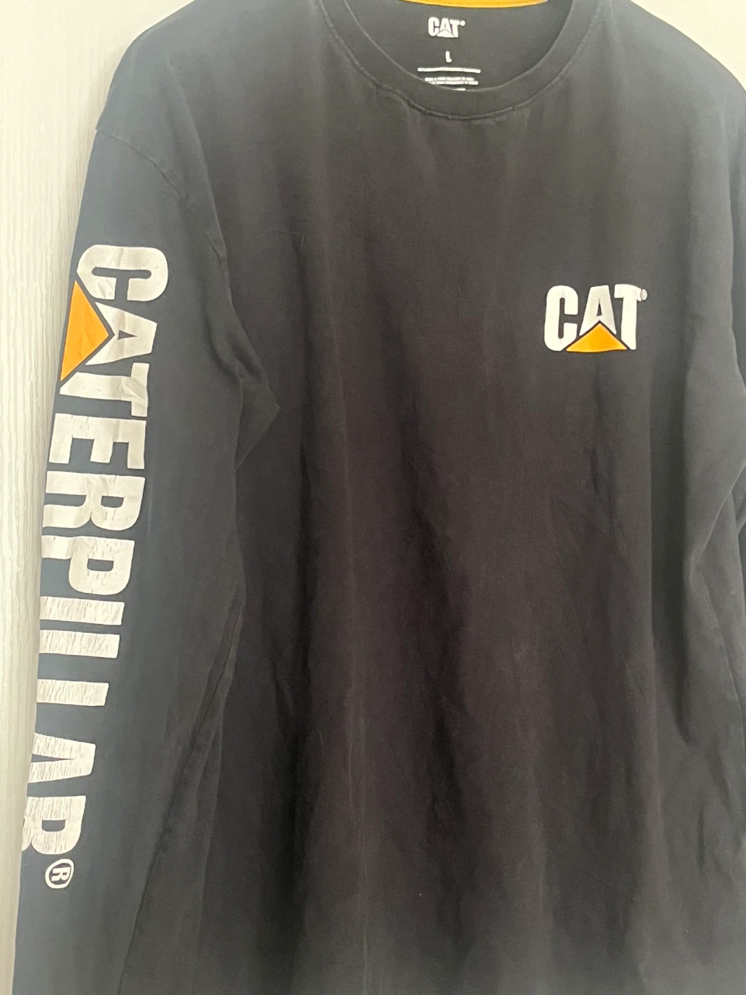 Caterpillar Long Sleeve Shirt • Men’s Large - photo 3