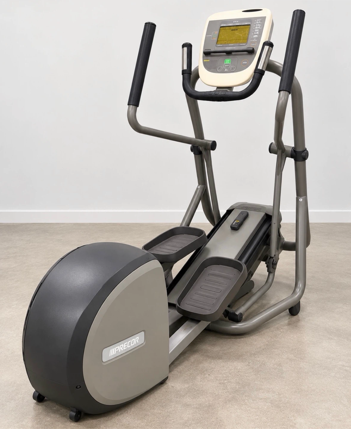 Precor EFX Elliptical Cross Trainer - photo 3