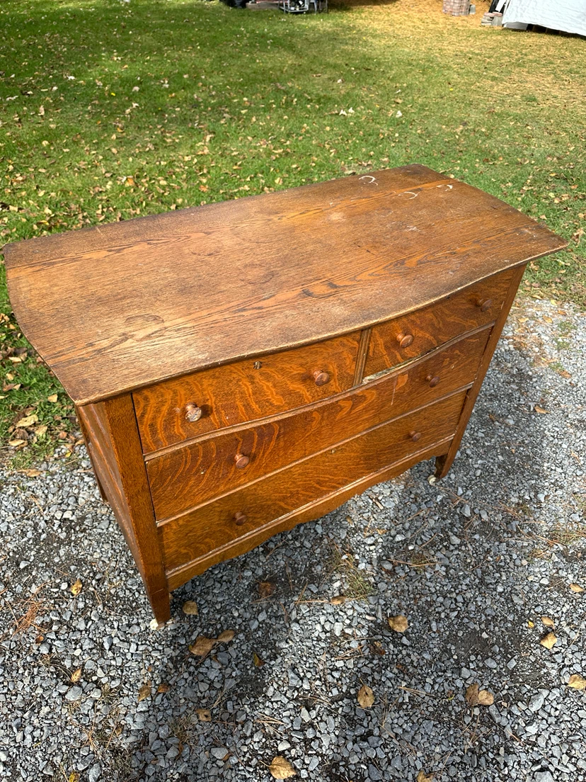 Antique Tiger Oak 4-Drawer Dresser (CAN DELIVER) - photo 5