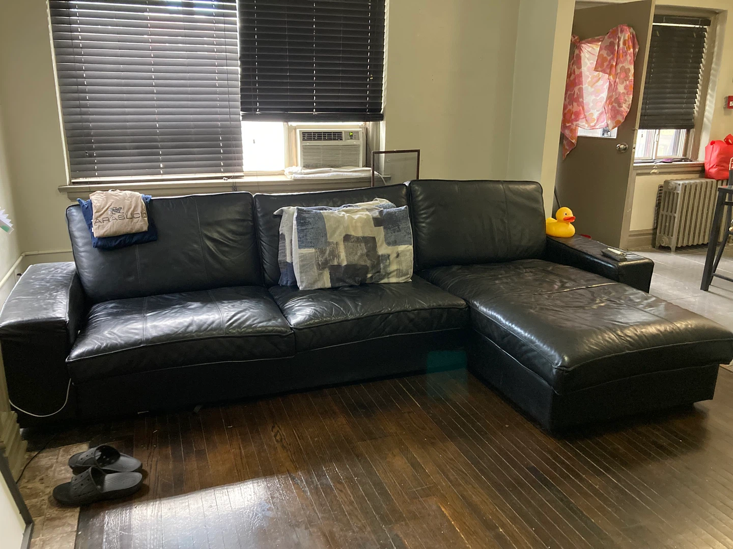 IKEA • KIVIK • Leather Sofa with chaise - photo 2