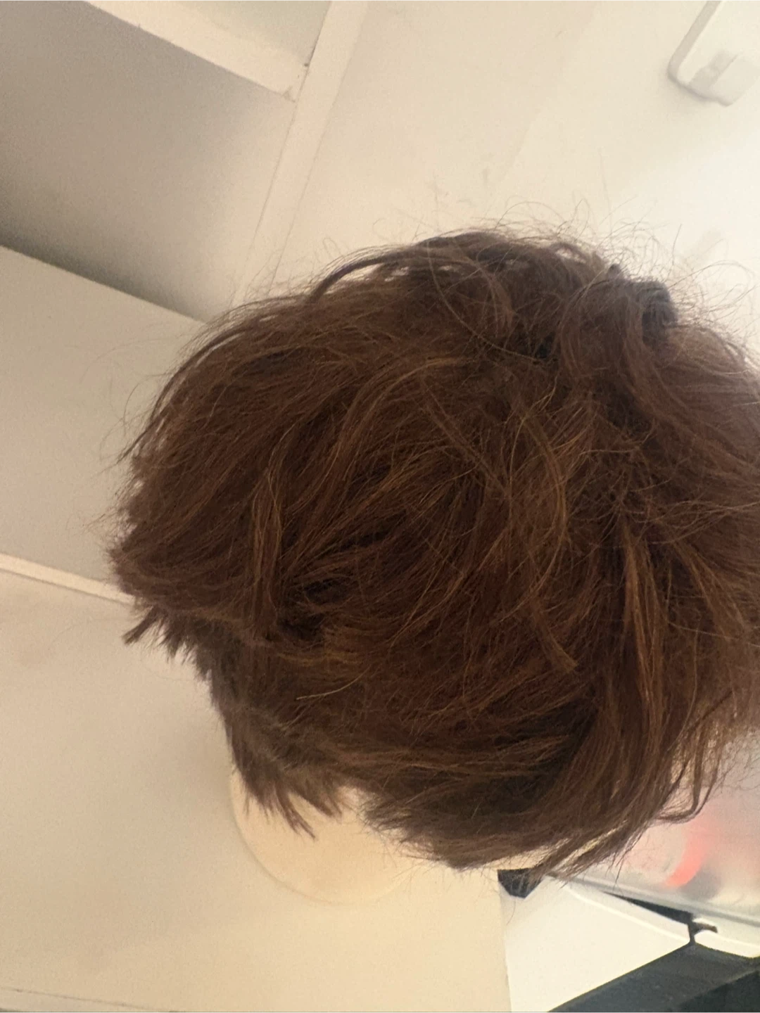 Short Brown Wig on Mannequin Head - photo 3