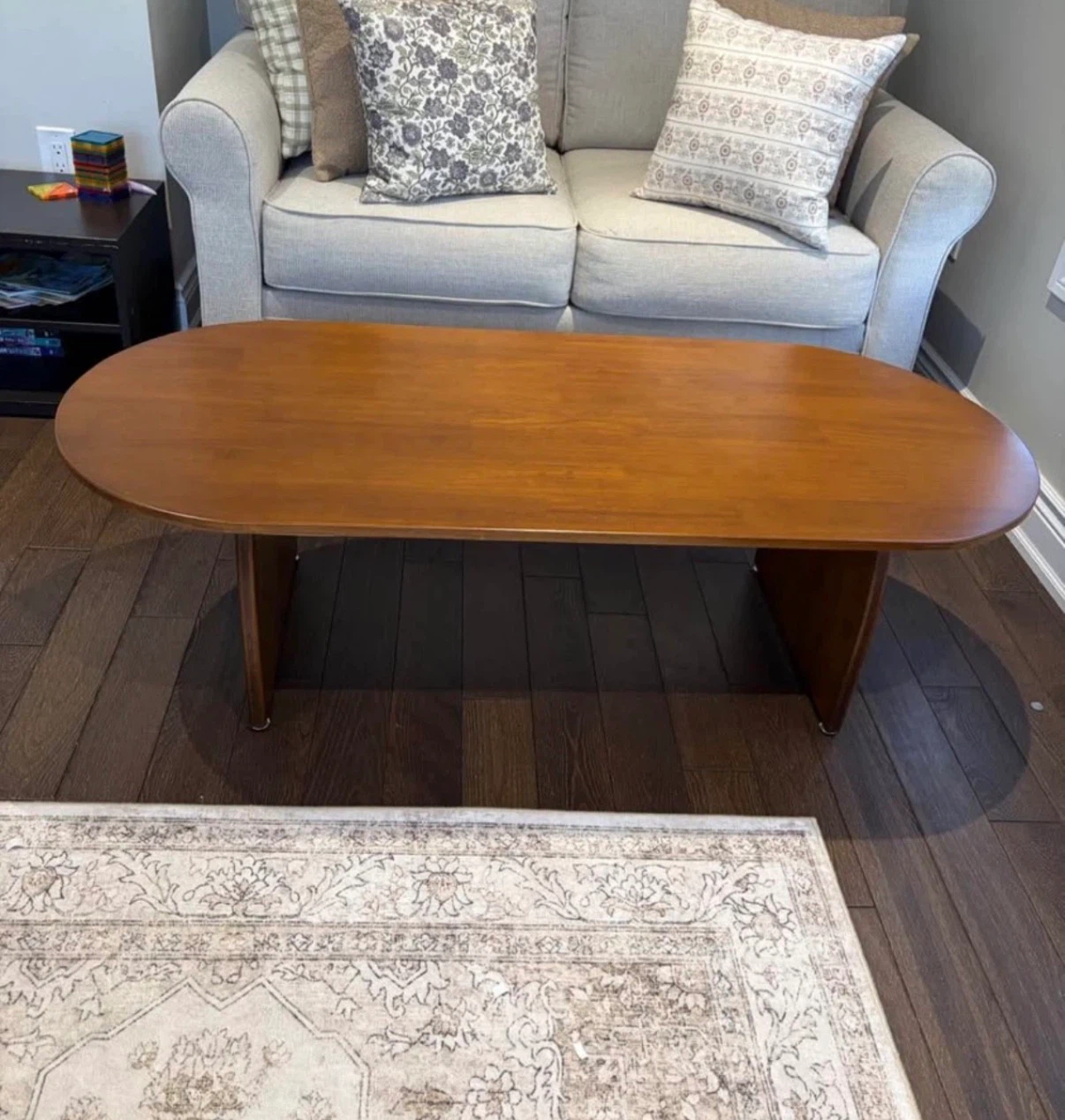 Oval Wooden Coffee Table - photo 3