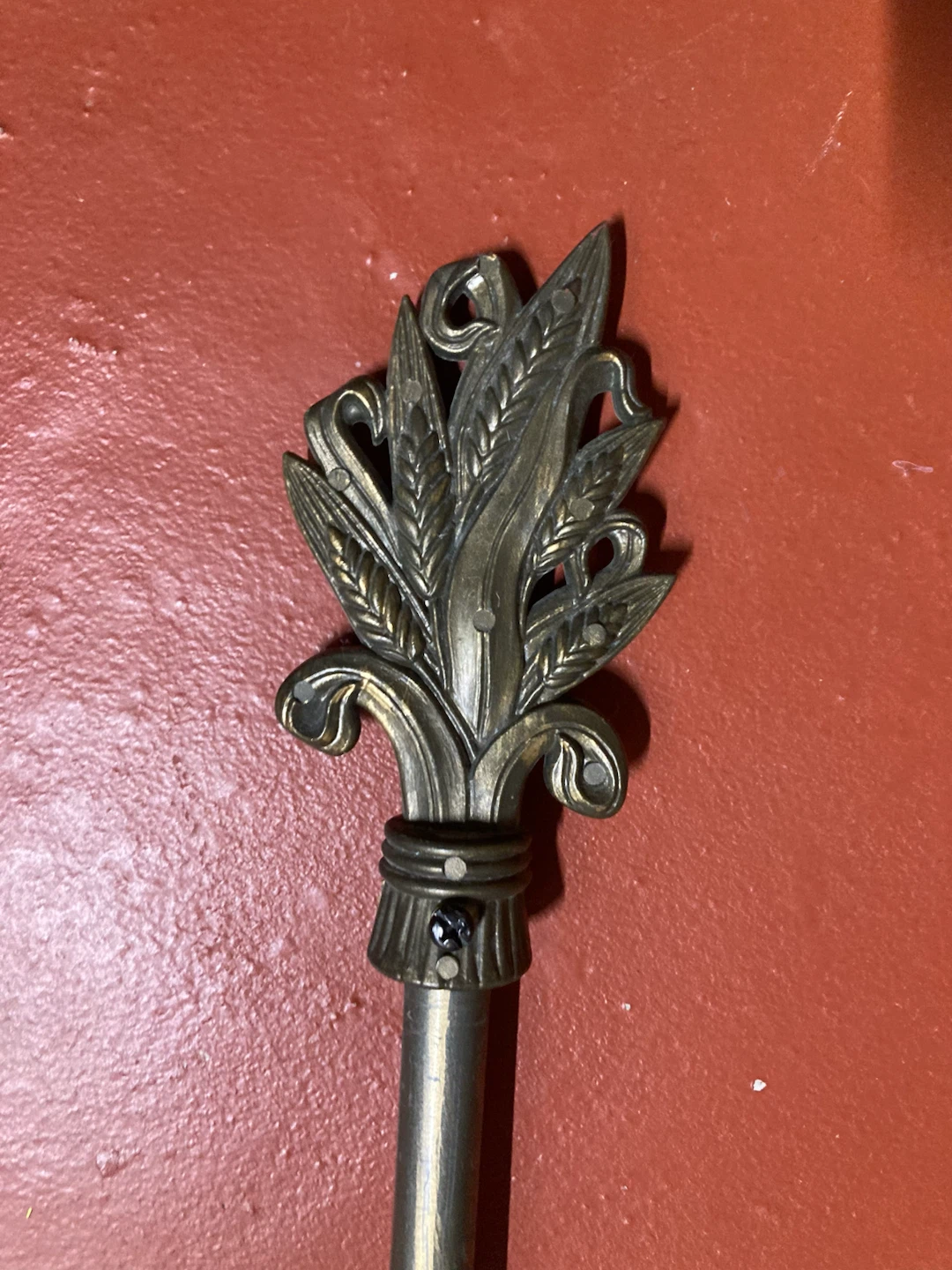 Curtain Rod with Filials