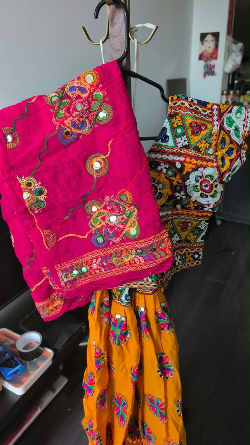 Traditional Gujarati Chaniya Choli | Perfect for Garba & Dandiya - photo 2