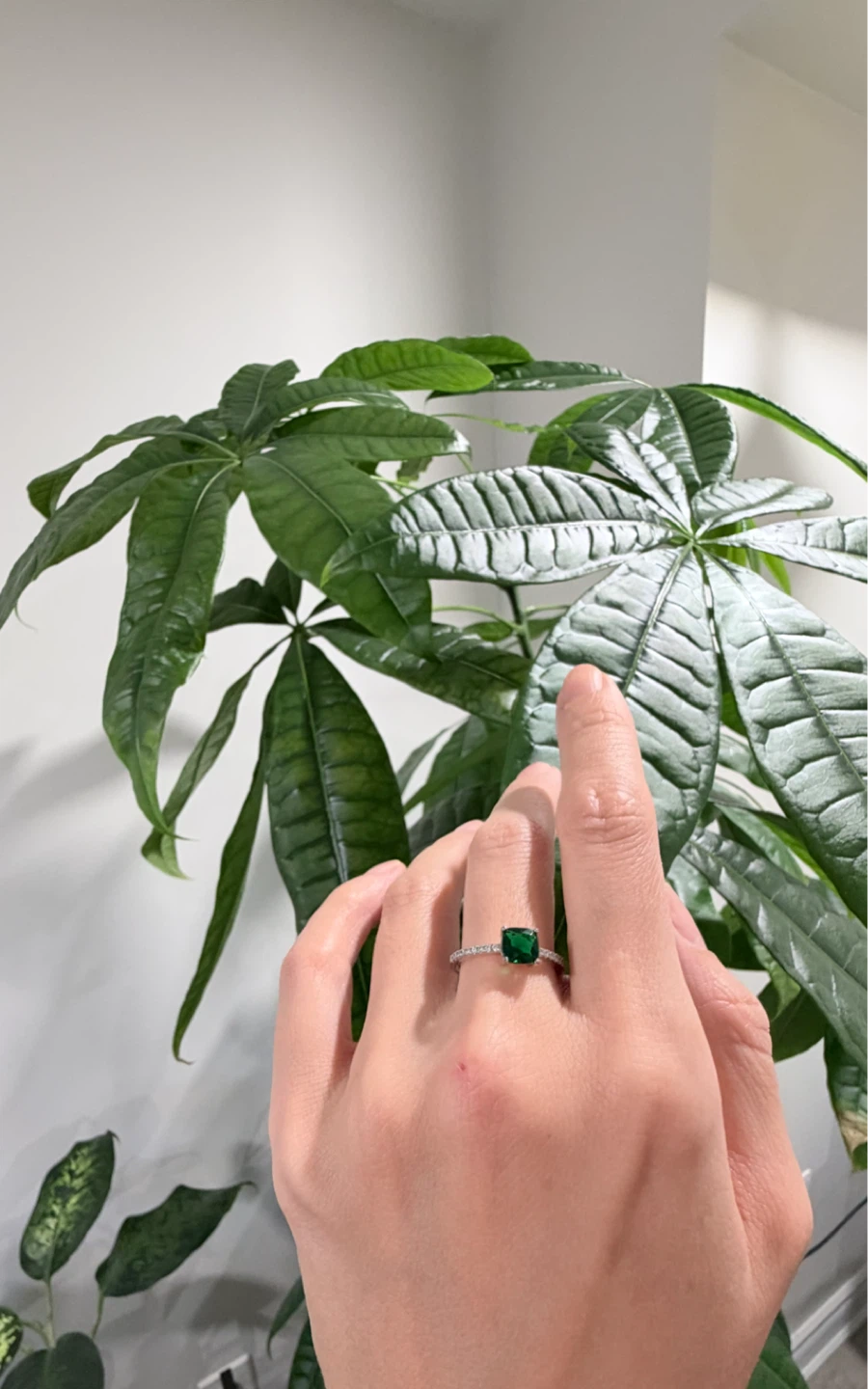 925 Sterling Silver Green Zirconia Ring - photo 2