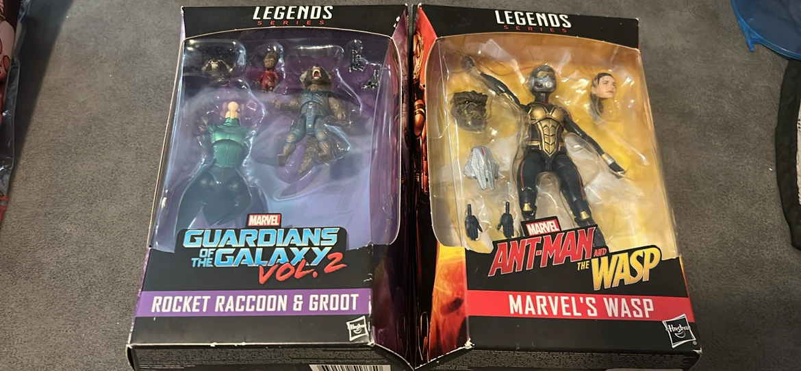 Hasbro Marvel Legends Action Figure Set