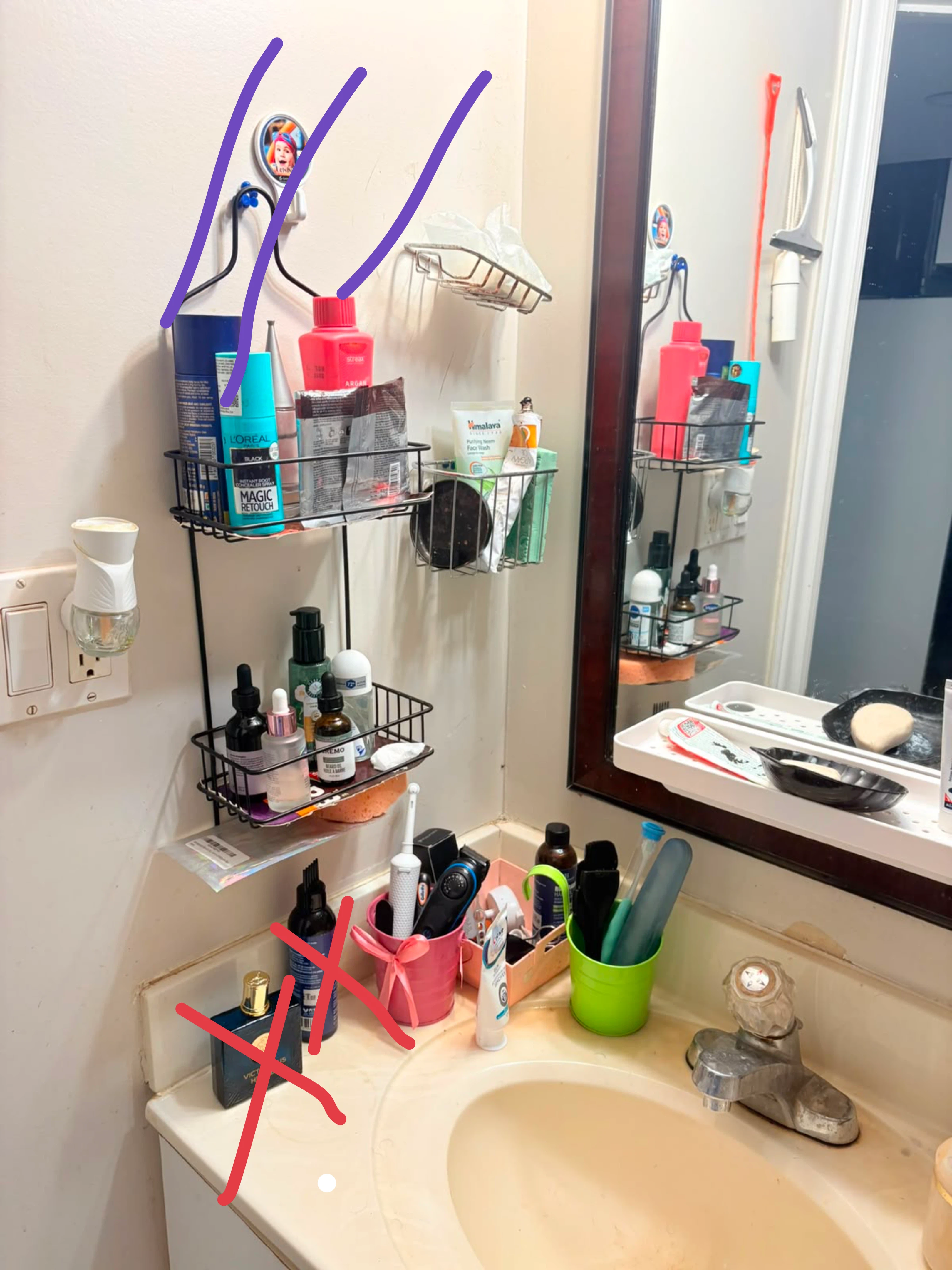 Moving out sale——Black Wire 2-Tier Bathroom Shower Caddy