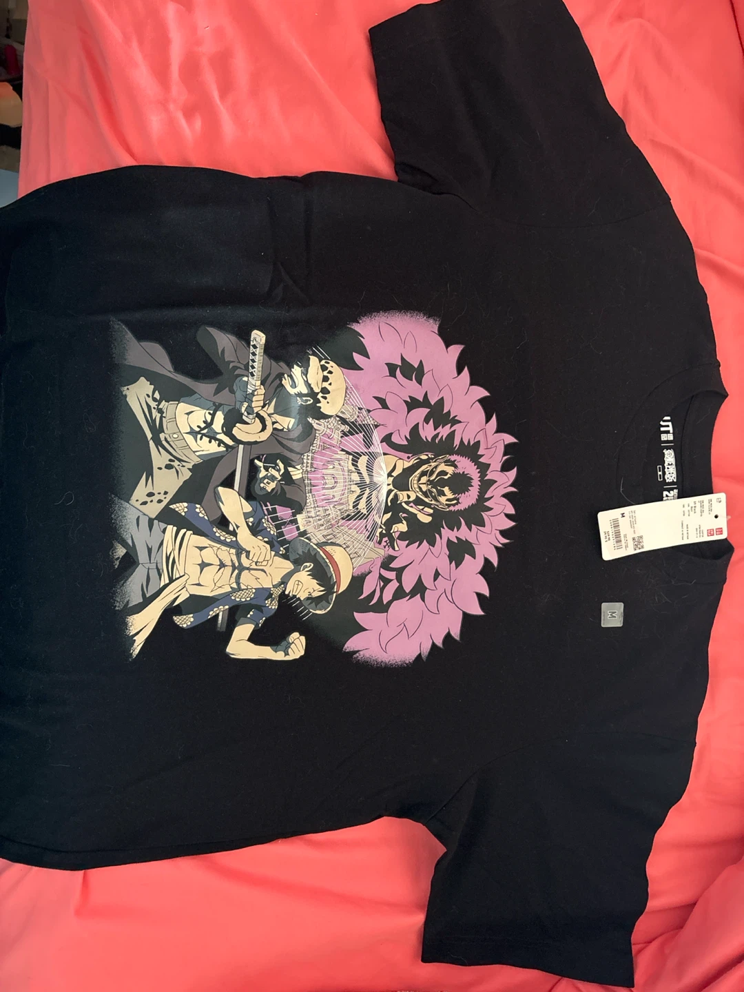 Uniqlo One Piece Graphic T-Shirt Black Medium - photo 2