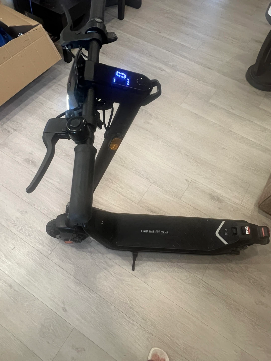 NIU KQi3 Pro Electric Scooter - photo 4