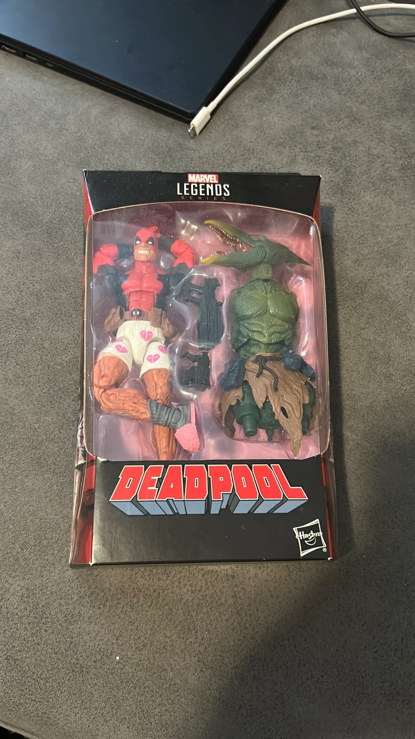 Marvel Legends Series Deadpool Action Figure