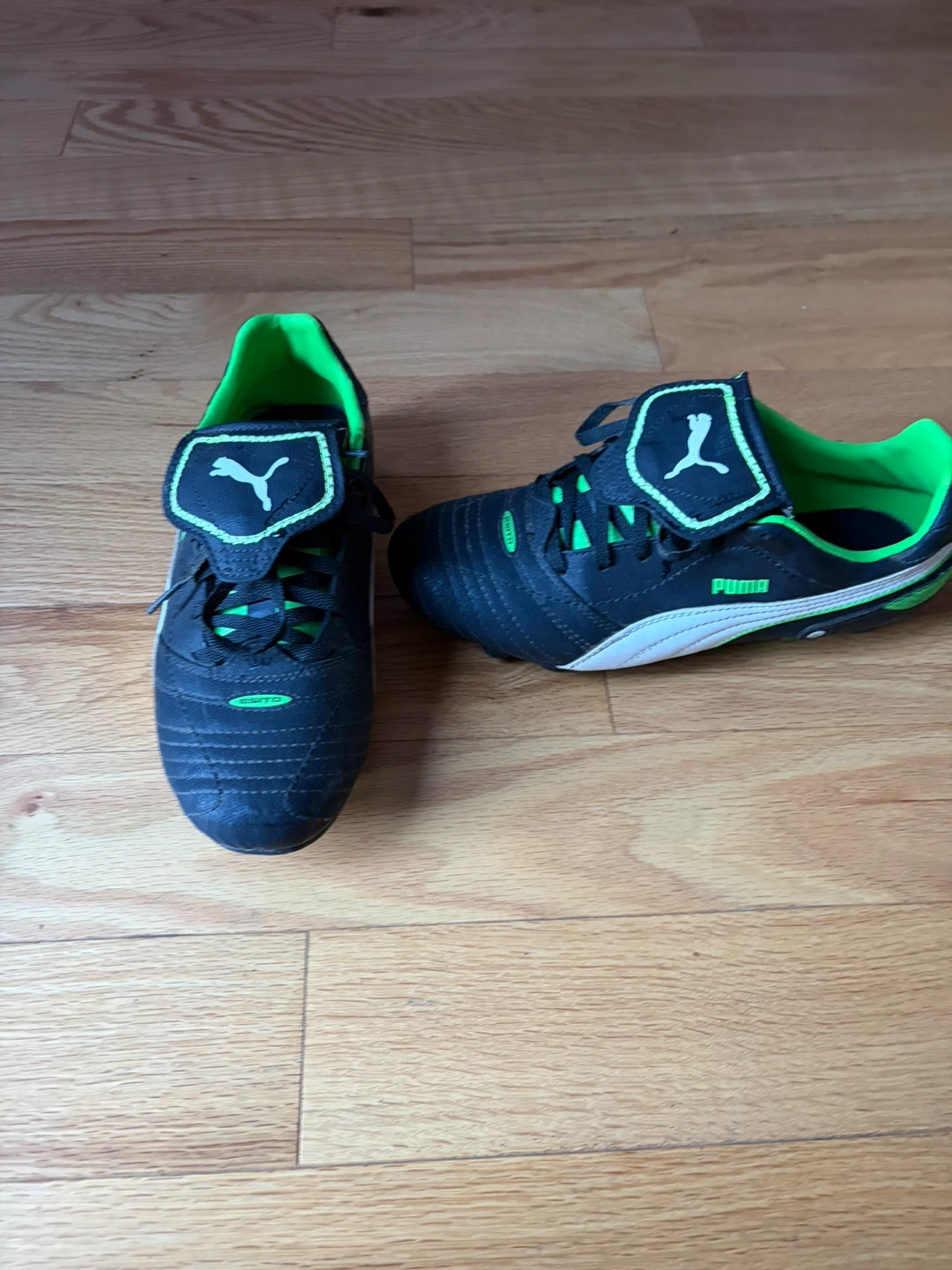 Puma Esito Finale R HG Soccer Cleats Size 8 m7US